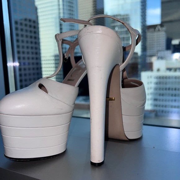 Gucci Leather Platform Pump in White - Picture 4 of 5